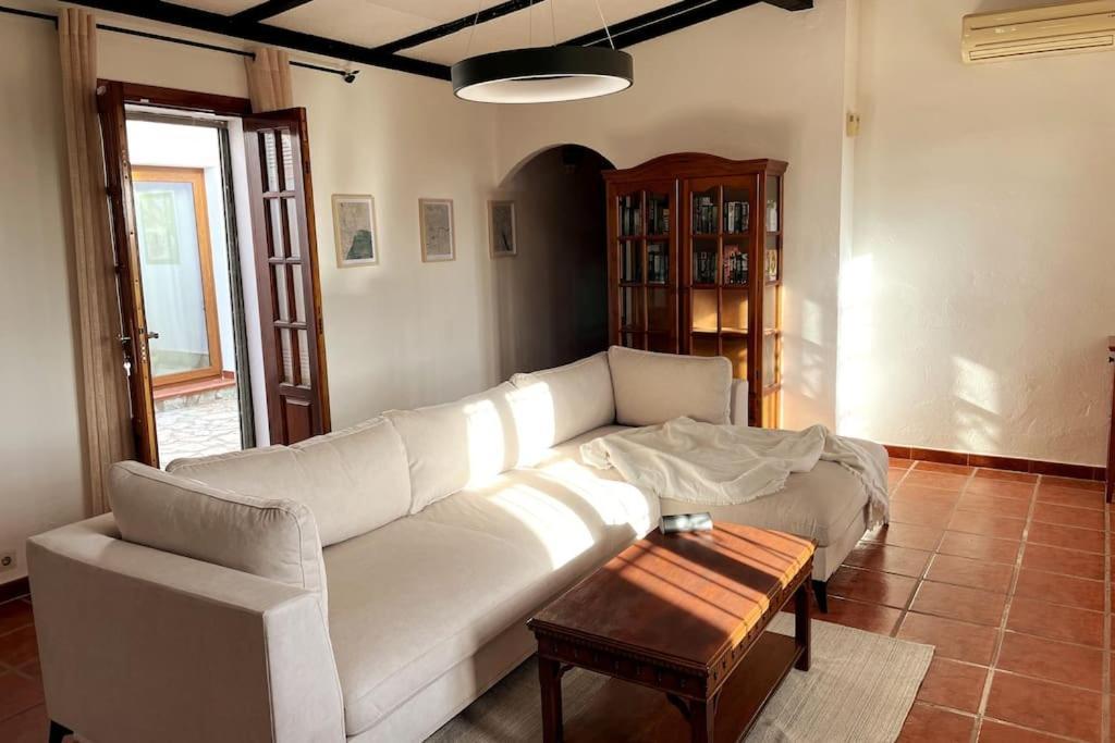Relaxing Mediterranean With Pool Holiday home Alhaurin de la Torre
